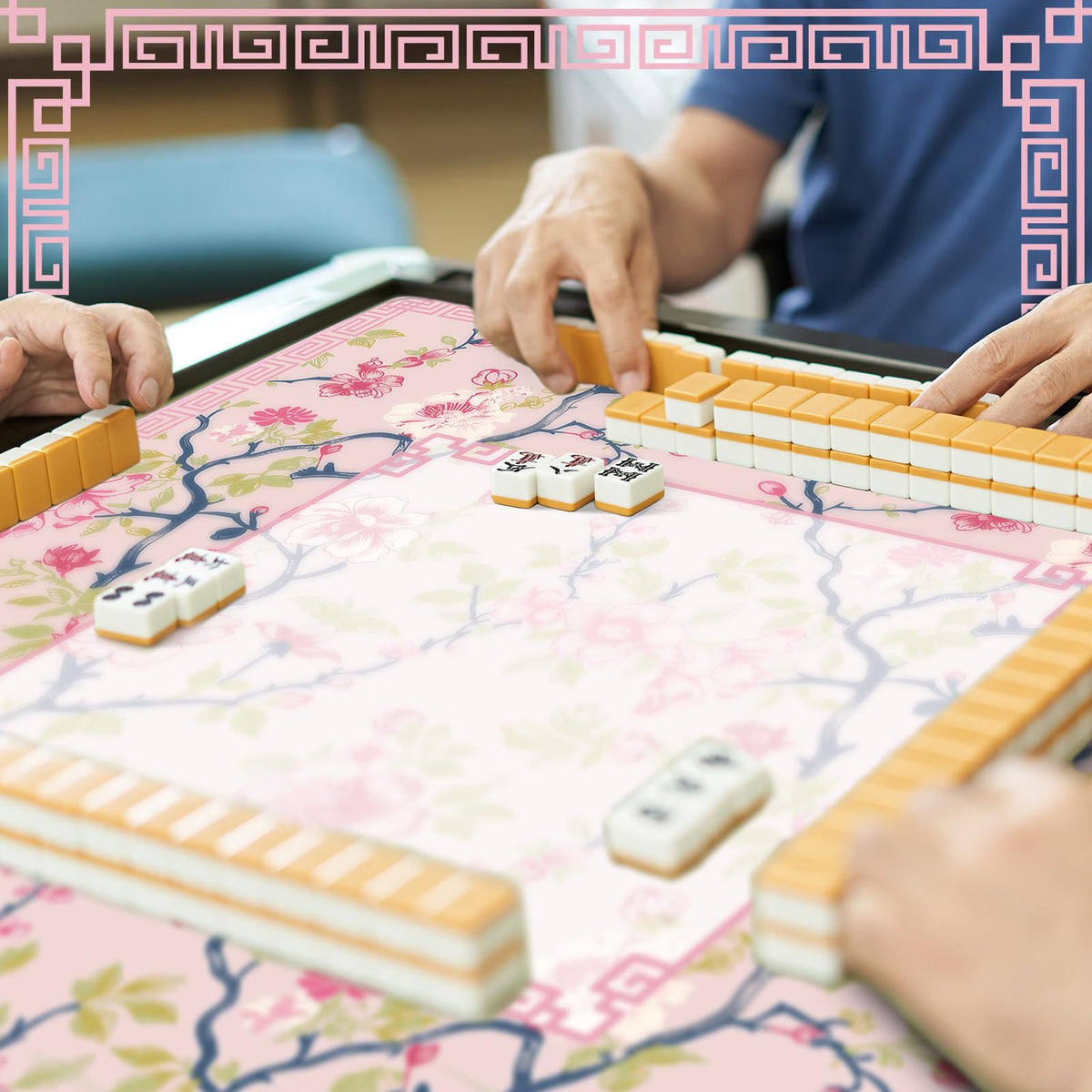 Sonwyoung chinoiserie mahjong mat protects tabletops from wear.