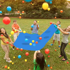 Sonyabecca Hole Tarp Team enables parent-child interaction indoors or outdoors.
