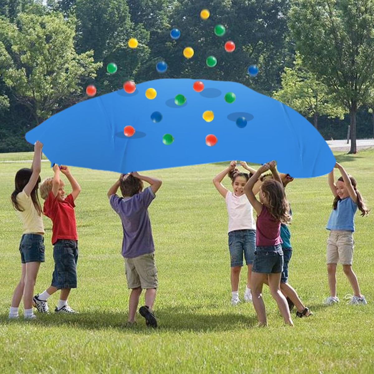 Sonyabecca Hole Tarp Team exercise promotes communication and synchronized actions.