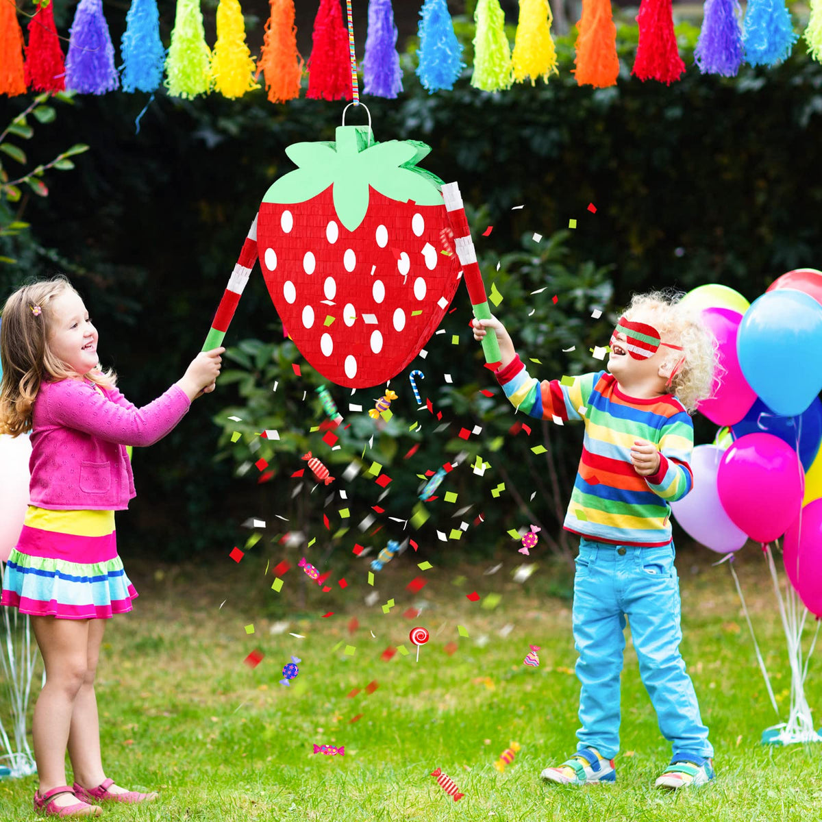Sosation confetti bag to sprinkle excitement when the pinata breaks.