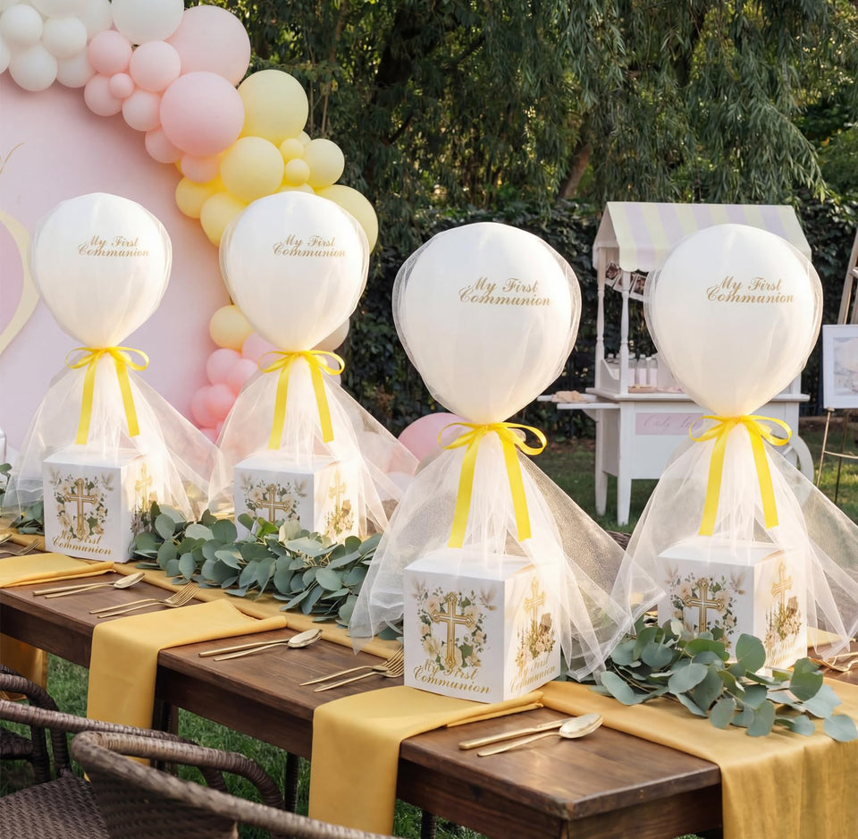 Soulchen First Communion box centerpiece with 24-inch balloons for elegant decor
