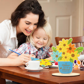 Spakon durable wooden card display suitable for desks and shelves.