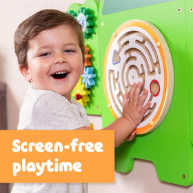 SPARK & WOW spinning disc maze stimulates problem solving and concentration.