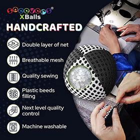 Speevers XBalls include a durable two-layer net and carry case