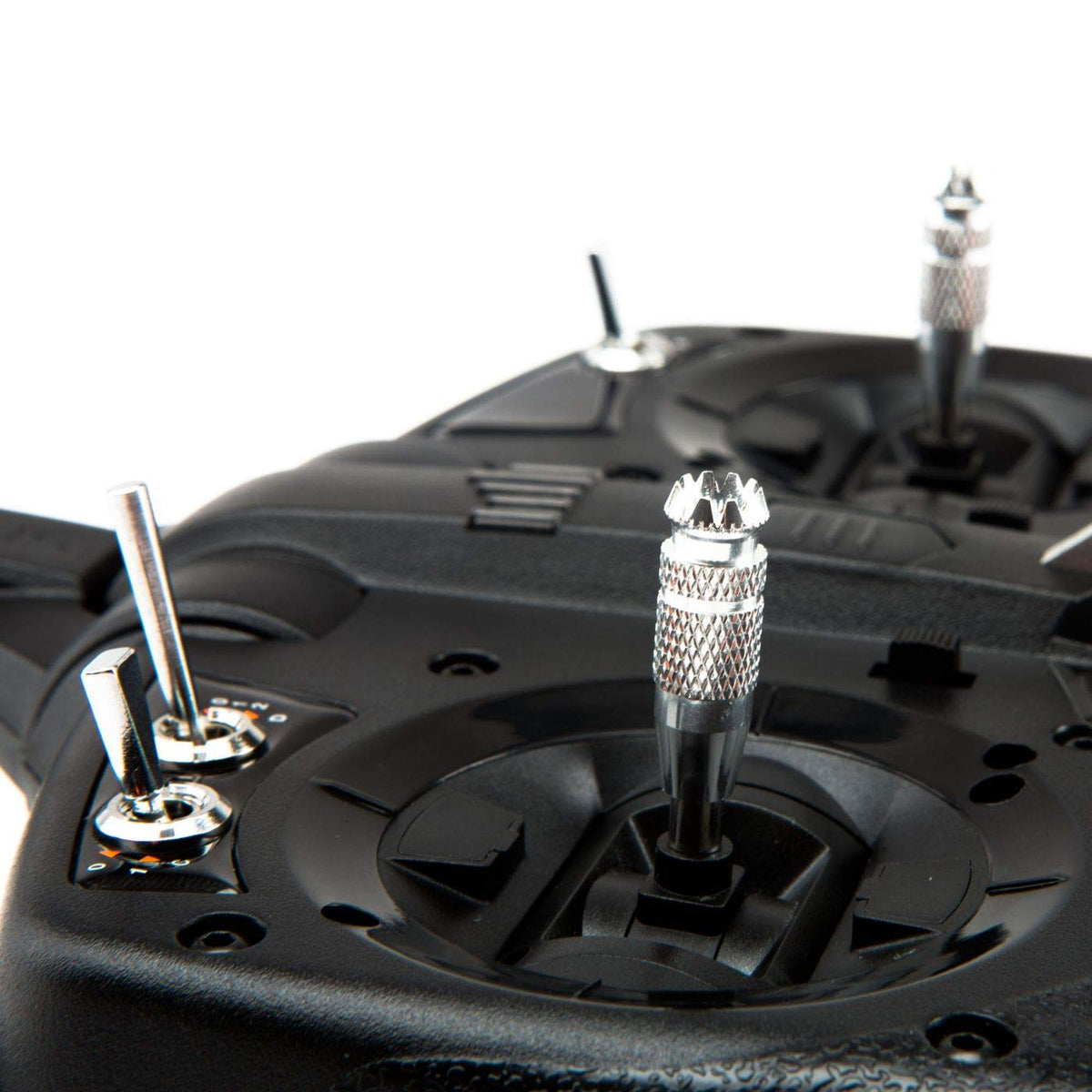 Spektrum DX6e compact footprint fits a wide range of models.