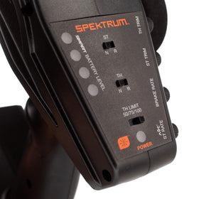 Spektrum SR315 receiver ensures a reliable DSMR connection.