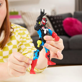 Web accessories to recreate iconic Spider-Man action moments.