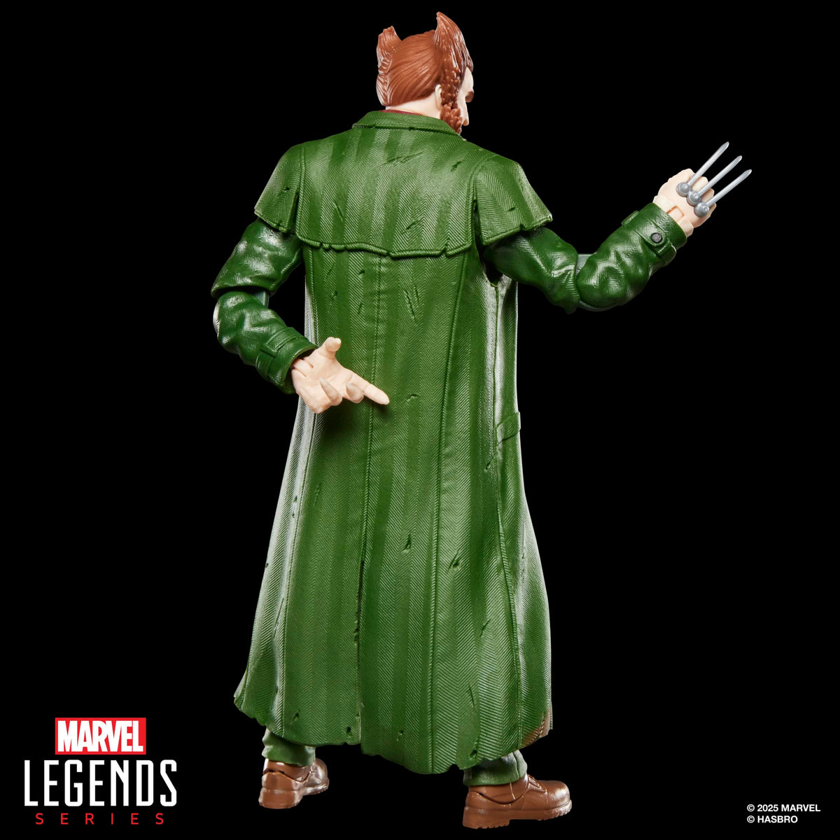 Spider-Man Owl figure removable scarf detail ideal for display.