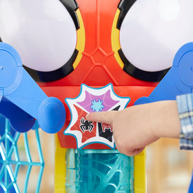 Team Spidey building and assembly scene from the Web-Quarters
