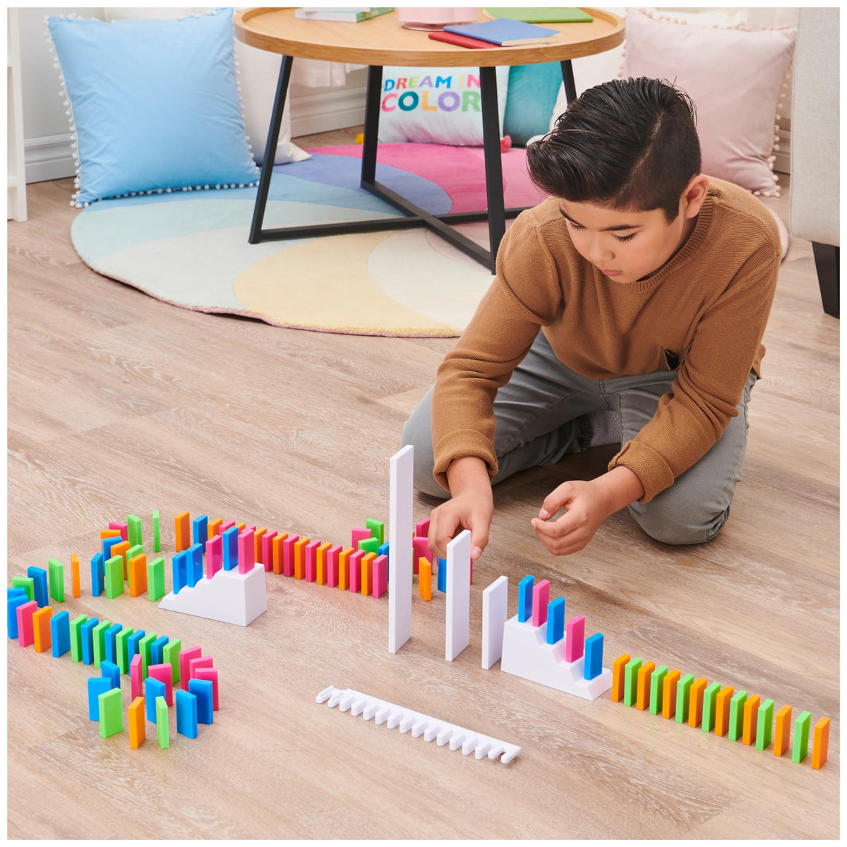 Spin Master Lily Hevesh H5 outdoor-friendly neon domino play
