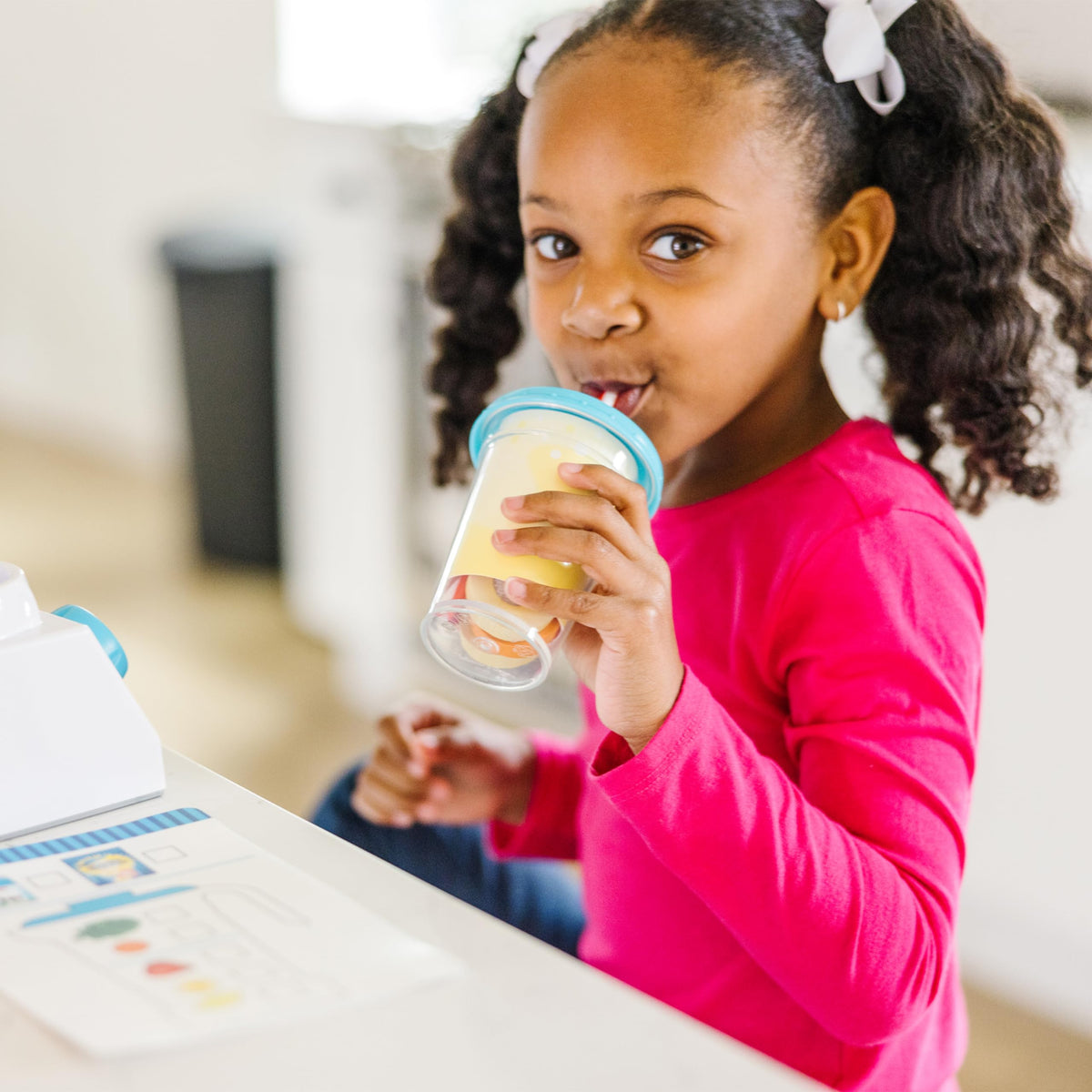 Spin Master Melissa and Doug milk carton and cups support serving pretend drinks