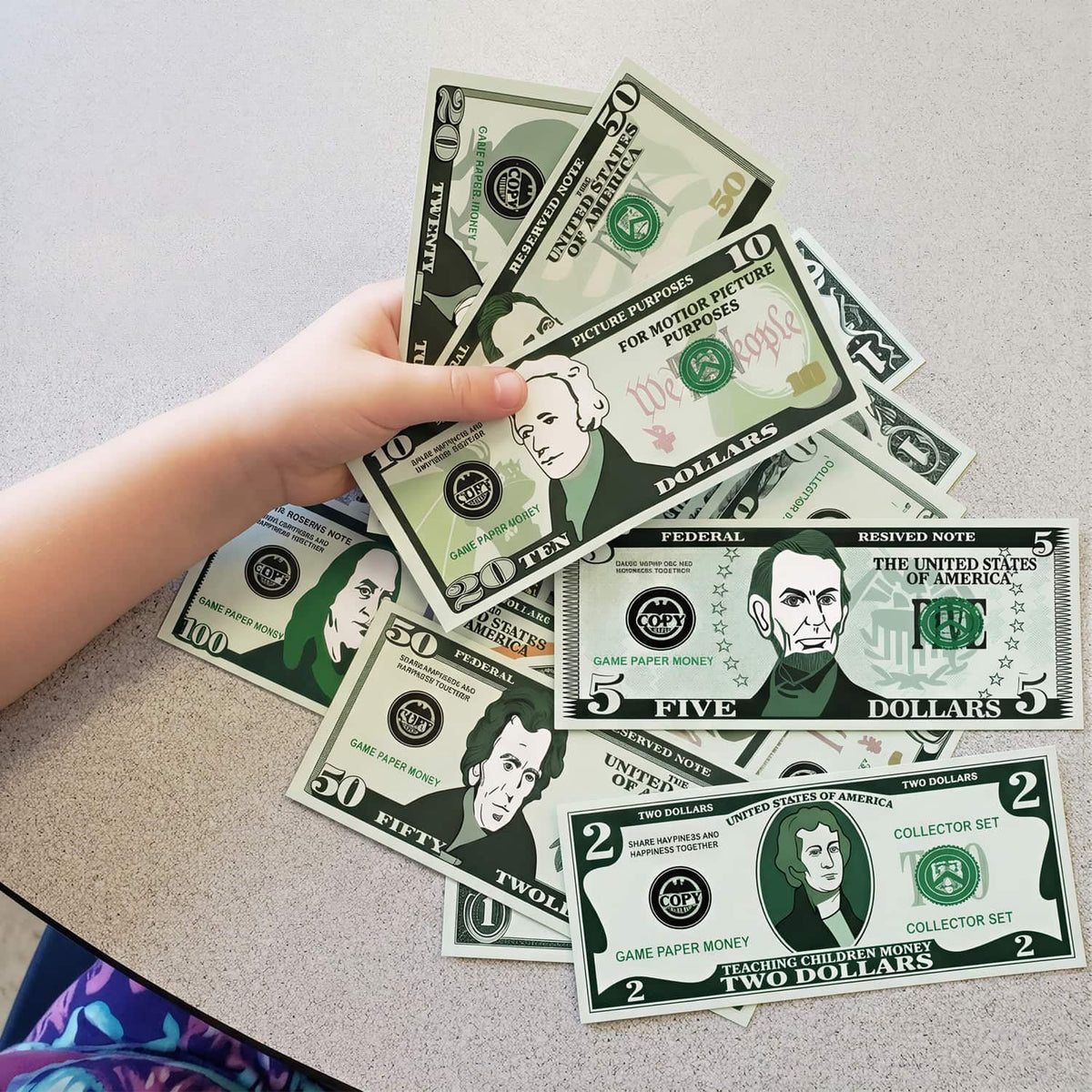 Spiricrystal teaching-math set aids counting and basic arithmetic during activities