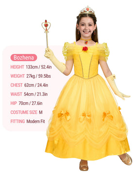 Long yellow gloves completing the royal princess look