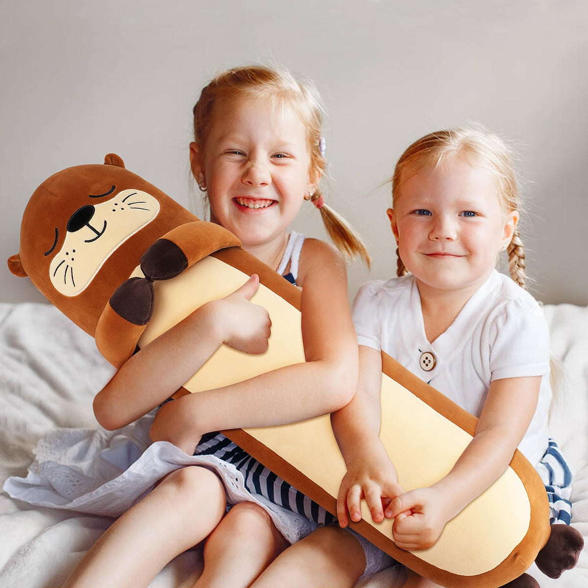 Sprinqdawin gift-ready otter plush ideal for birthdays and holidays.