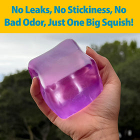 Squeez'M ASTM certified label visible on product