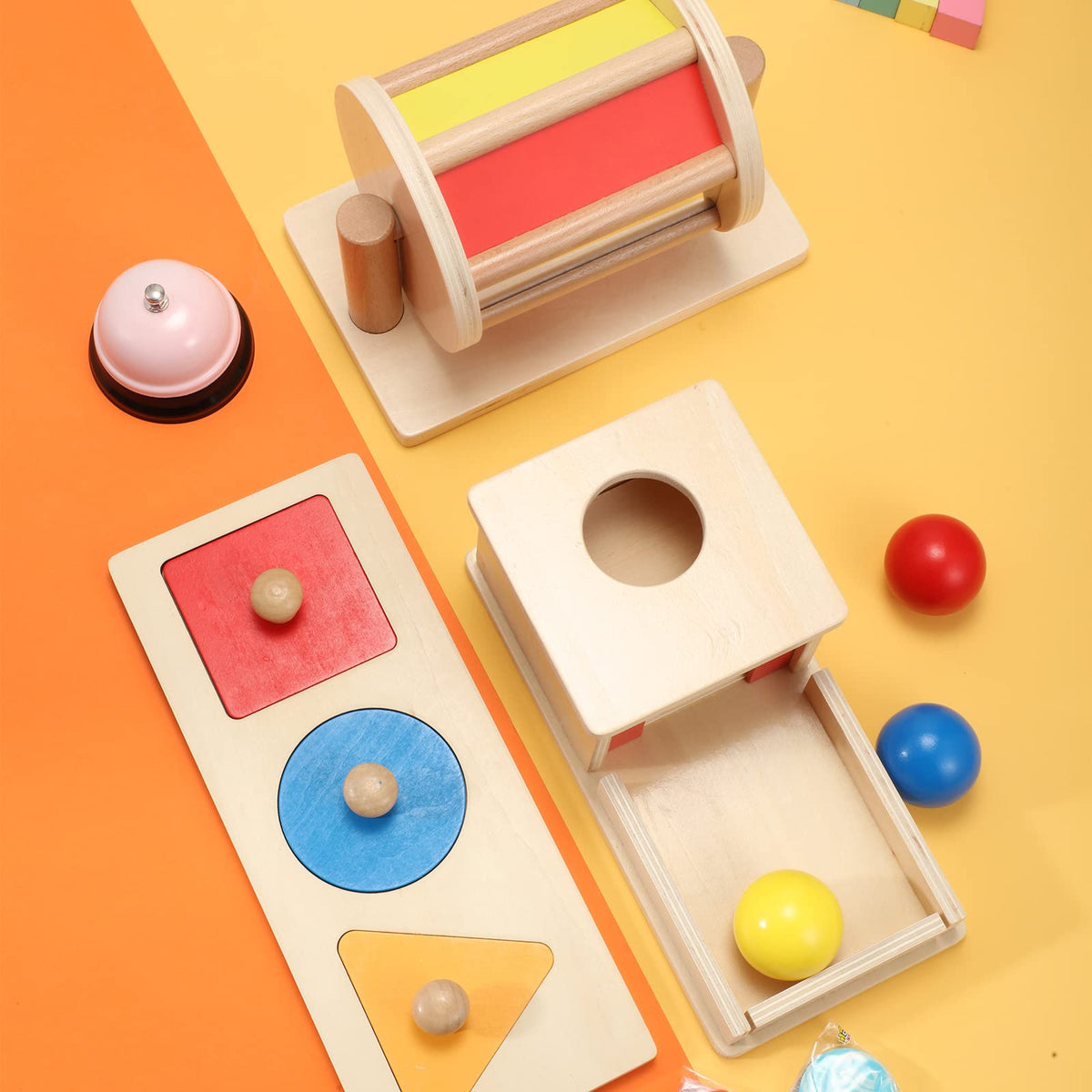 Sratte Colorful Shape Puzzles Board aids color recognition and shape learning.