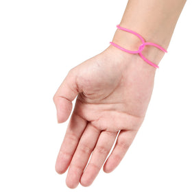 Sratte jelly bracelet shows 5.5 cm diameter and 2 mm thickness.