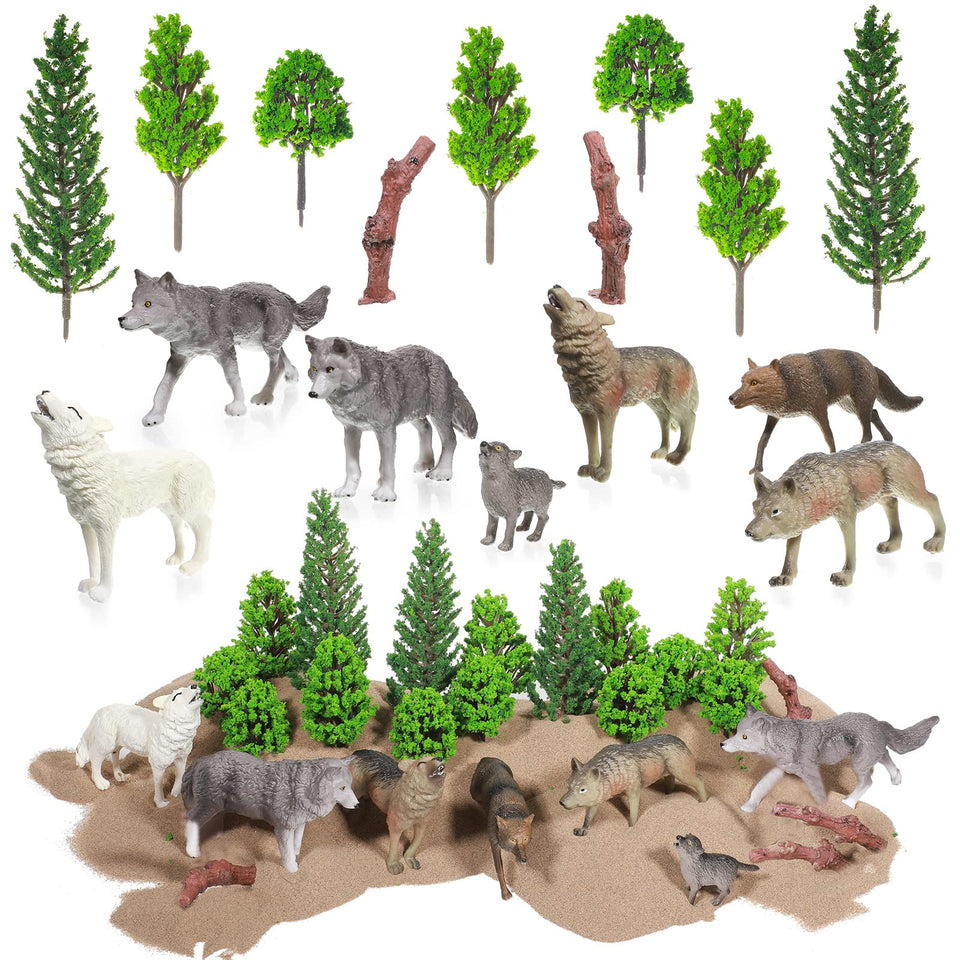 Sratte woodland wolf figurine close-up showing detailed resin wolves for imaginative play