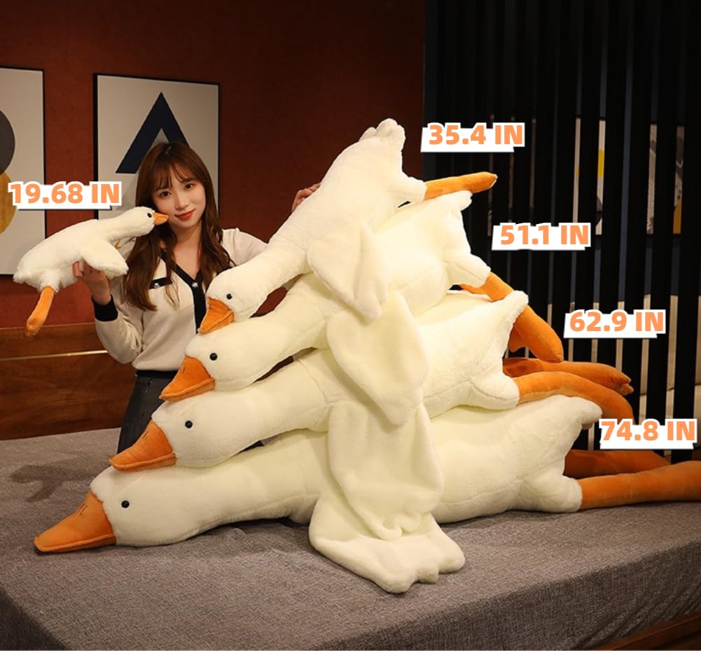 Srutirbo goose plush side view highlights soft fur and cuddle potential.