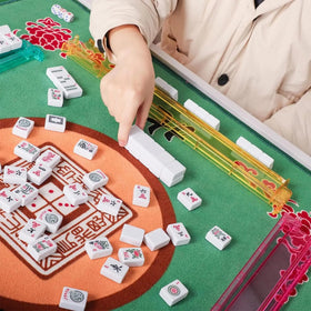 Color-differentiated SSFUN mahjong racks helping player identification