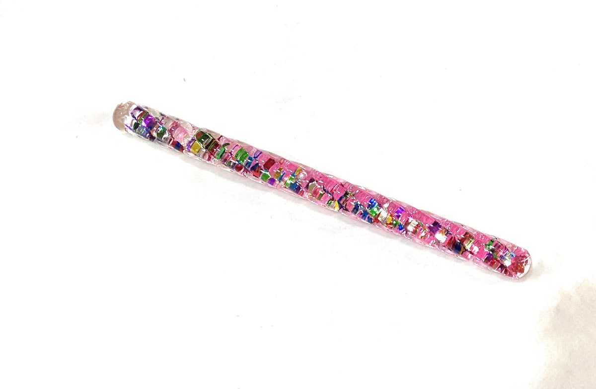 Star Magic Mini Spiral Glitter Wand suitable for ages 5 and up, versatile.