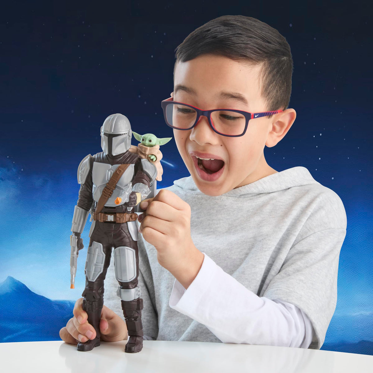 STAR WARS Highly detailed Mandalorian figure inspired by a famous bounty hunter.