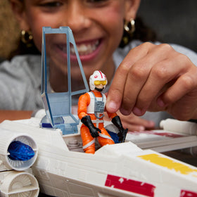 Star Wars force blast effects activated by lever for dramatic action