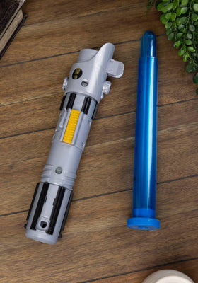 STAR WARS Lightsaber Forge Luke Skywalker light-up blade in action