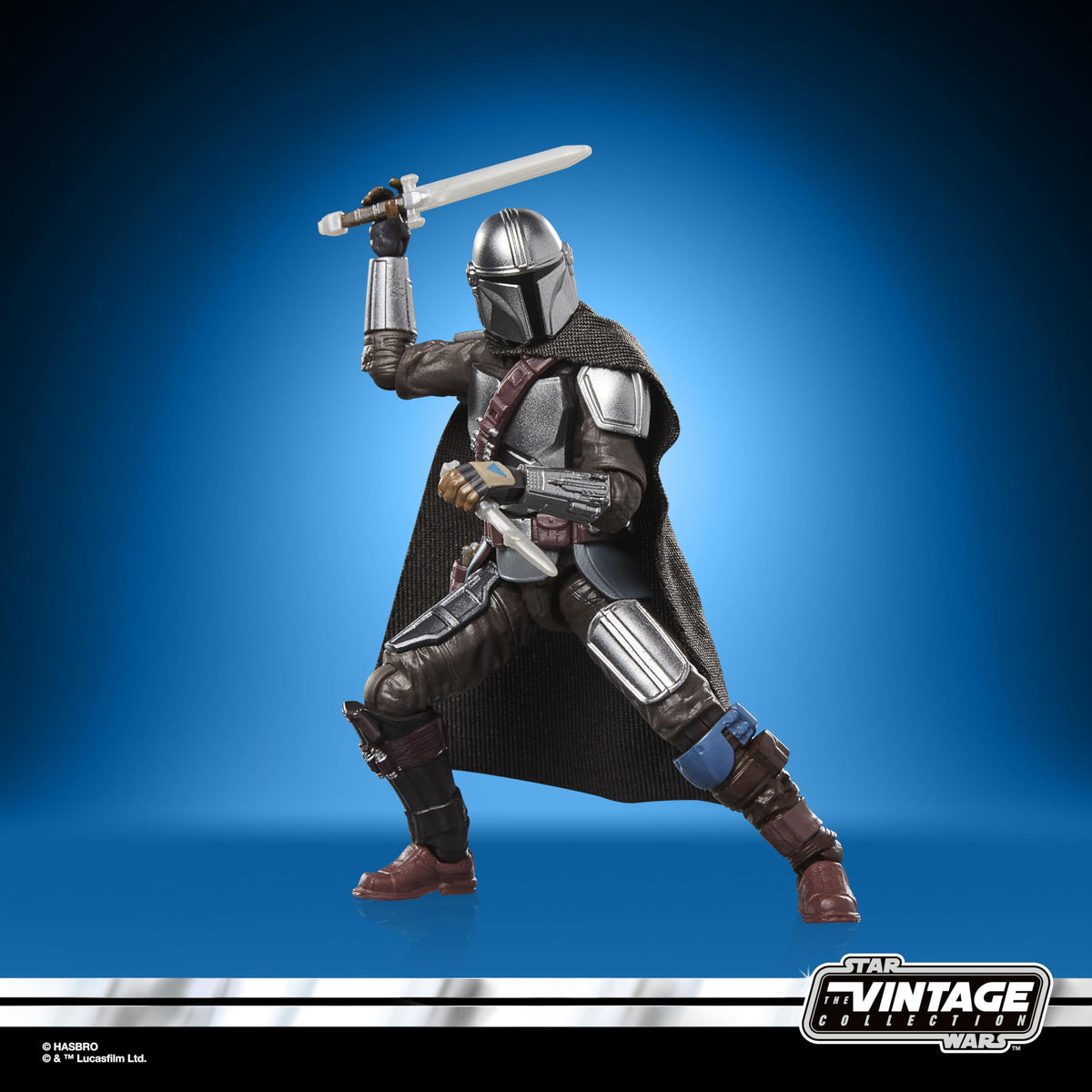 STAR WARS Deluxe accessories include rifle, pistol, vibroknife, and sword.