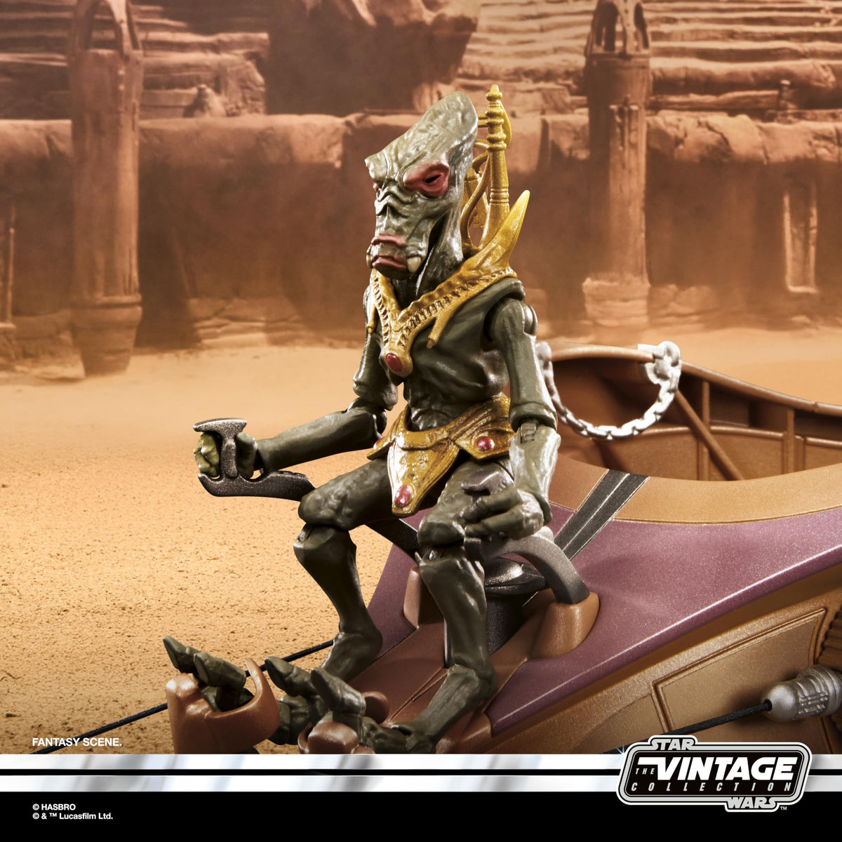 STAR WARS Orrray Geonosian Picador arena cart with stand enhances dynamic posing.