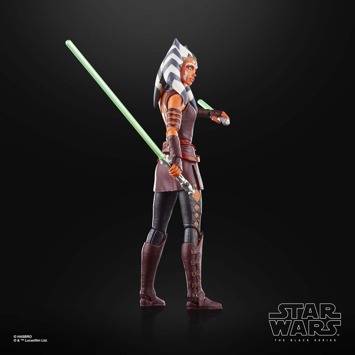 STAR WARS The Black Series Ahsoka Tano Padawan figure—kid-friendly gift for ages 4 and up.
