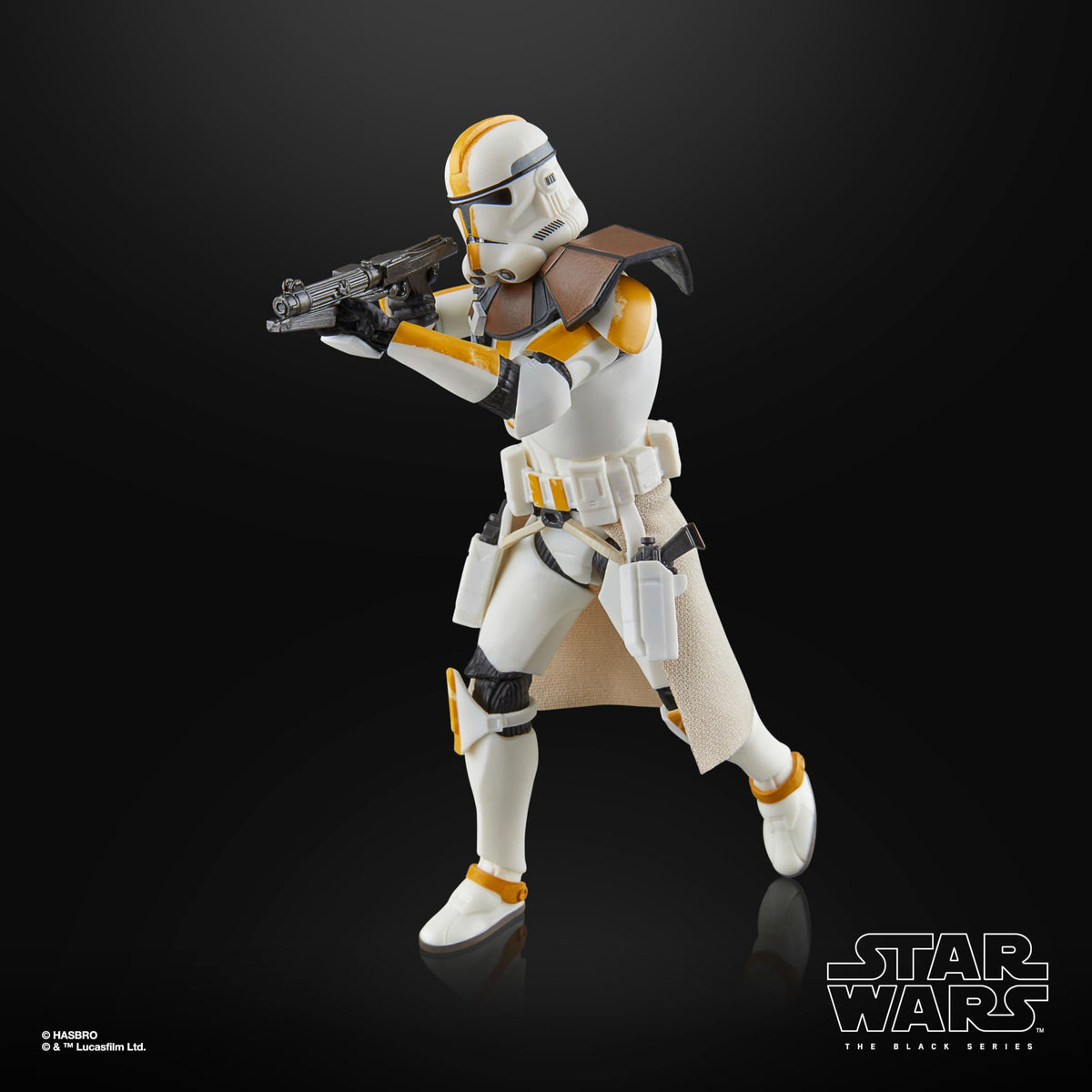 STAR WARS The Black Series Clone Lieutenant Galle poseability supports dynamic poses