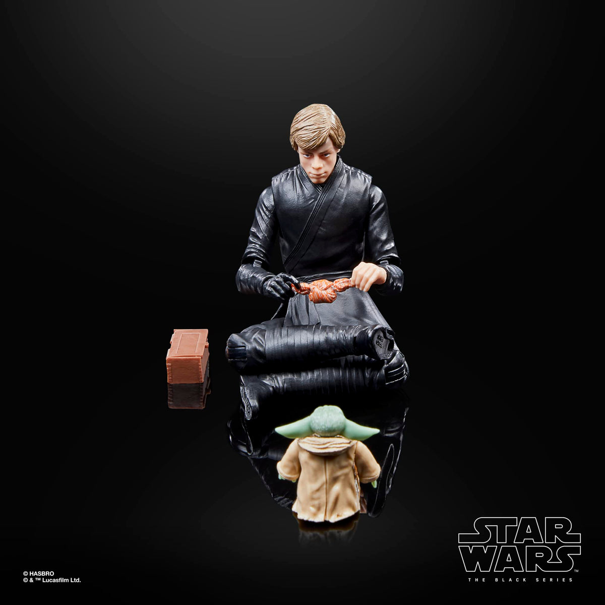 STAR WARS The Black Series Luke Skywalker & Grogu multi-accessory pack expands storytelling options