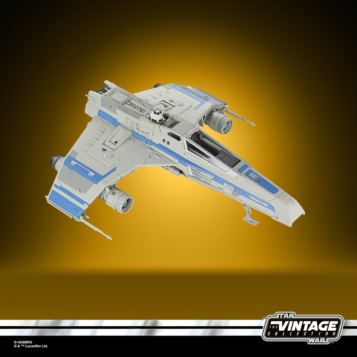 Detailed E-Wing vehicle sculpture with high-quality sculpting and paint