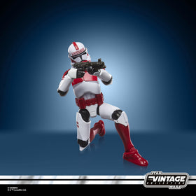 STAR WARS 3.75-inch articulation allows varied pose options
