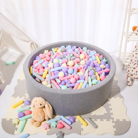 STARBOLO Ball pit in tent or pool for versatile play.