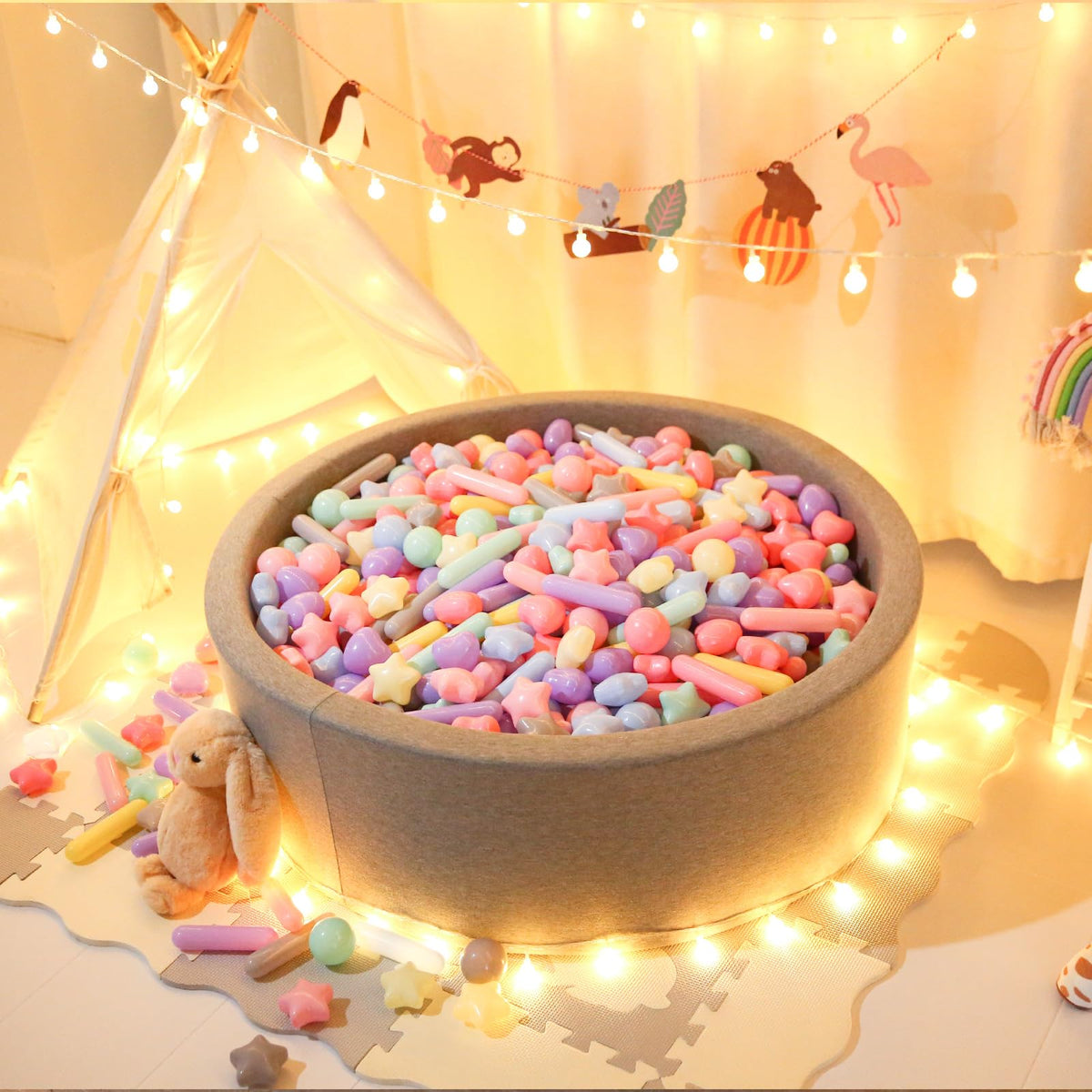 STARBOLO Durable plastic balls are easy to clean.