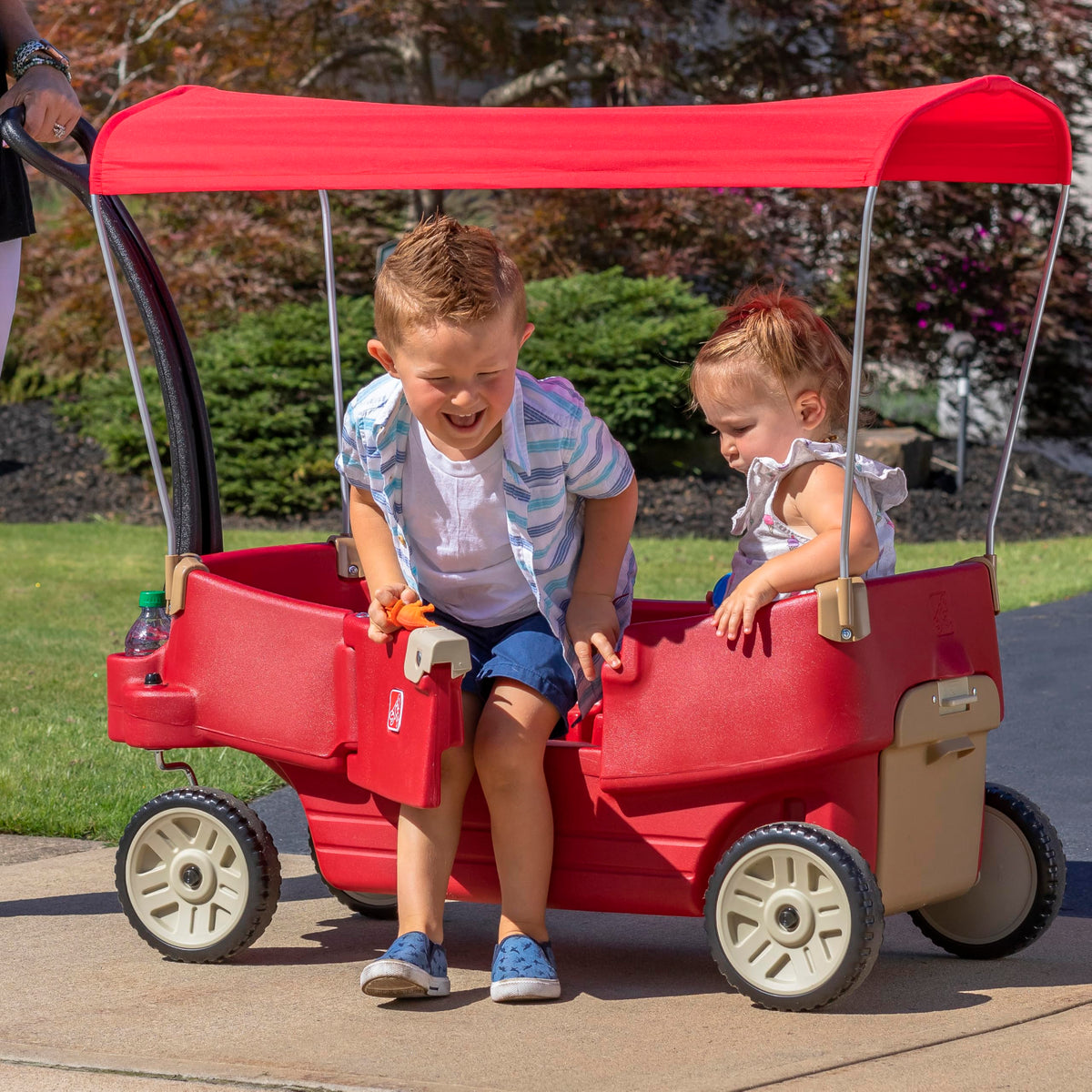 Step2 All Around Canopy Wagon compact fold for simple transport and storage