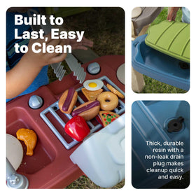 Step2 All Around Playtime Patio: removable canopy provides sun protection.