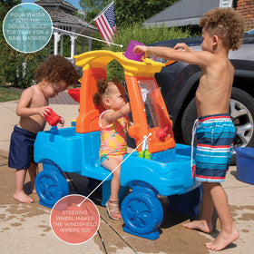 Step2 Car Wash Splash Center sounds and action cues enhance immersion