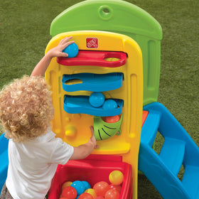 Step2 Play Ball Outdoor/Indoor Playset footprint offering ample play space.