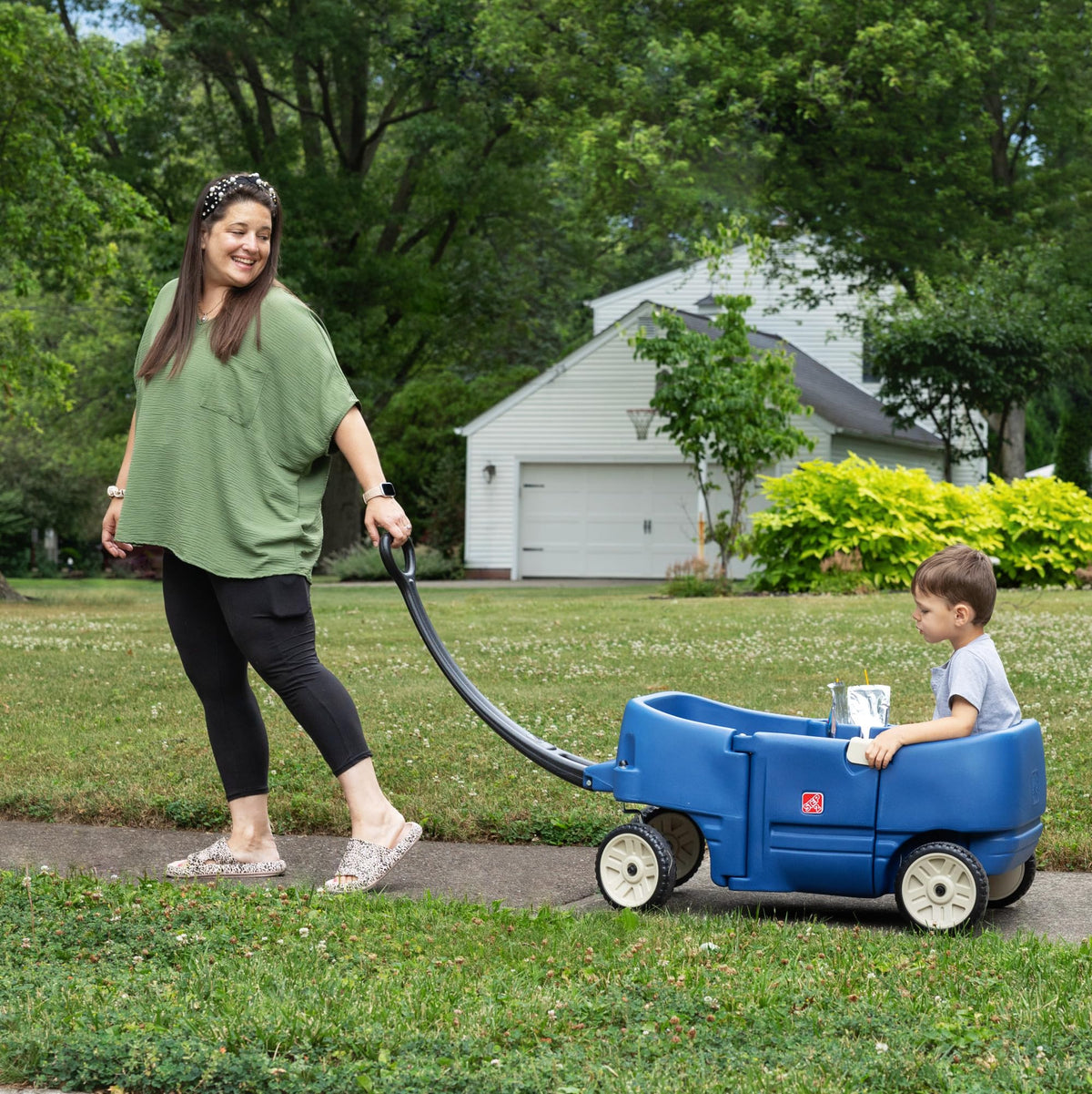 Step2 Wagon Two Plus foldable handle enables easy transport and compact storage