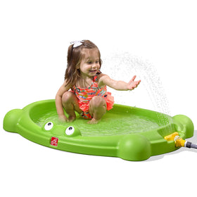 Step2 Water Bug Splash Pad with kids enjoying splash time outdoors.