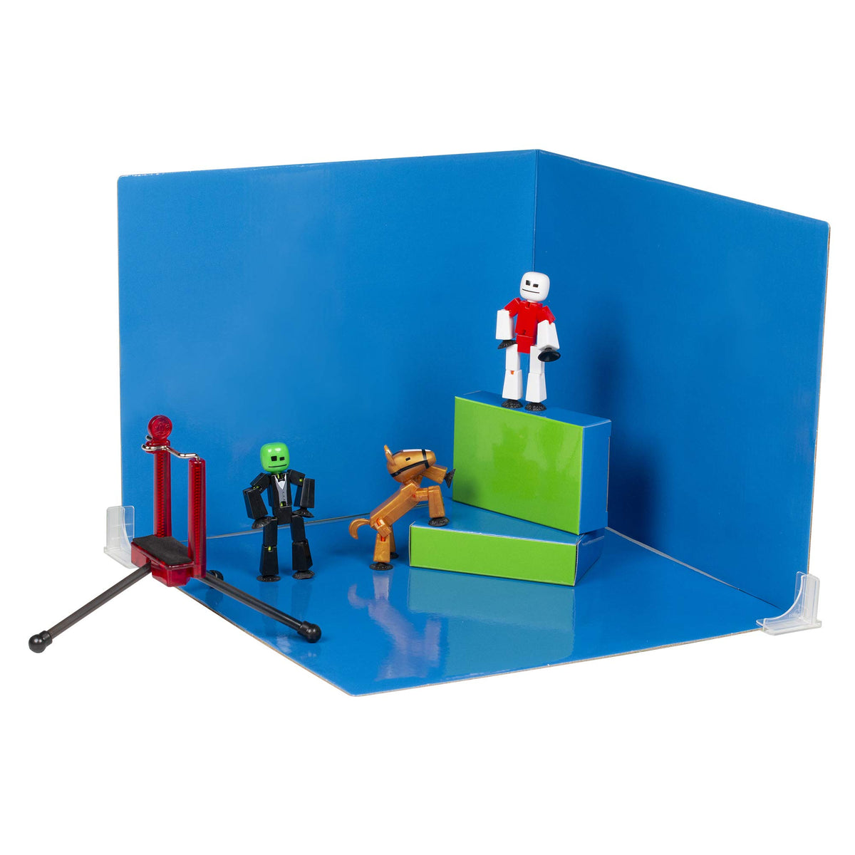 StikBot Zanimation Studio pet with figures ready for stop-motion storytelling.