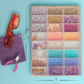 STMT D.I.Y. Glitz Bead Case threads and cords enable stackable looks.