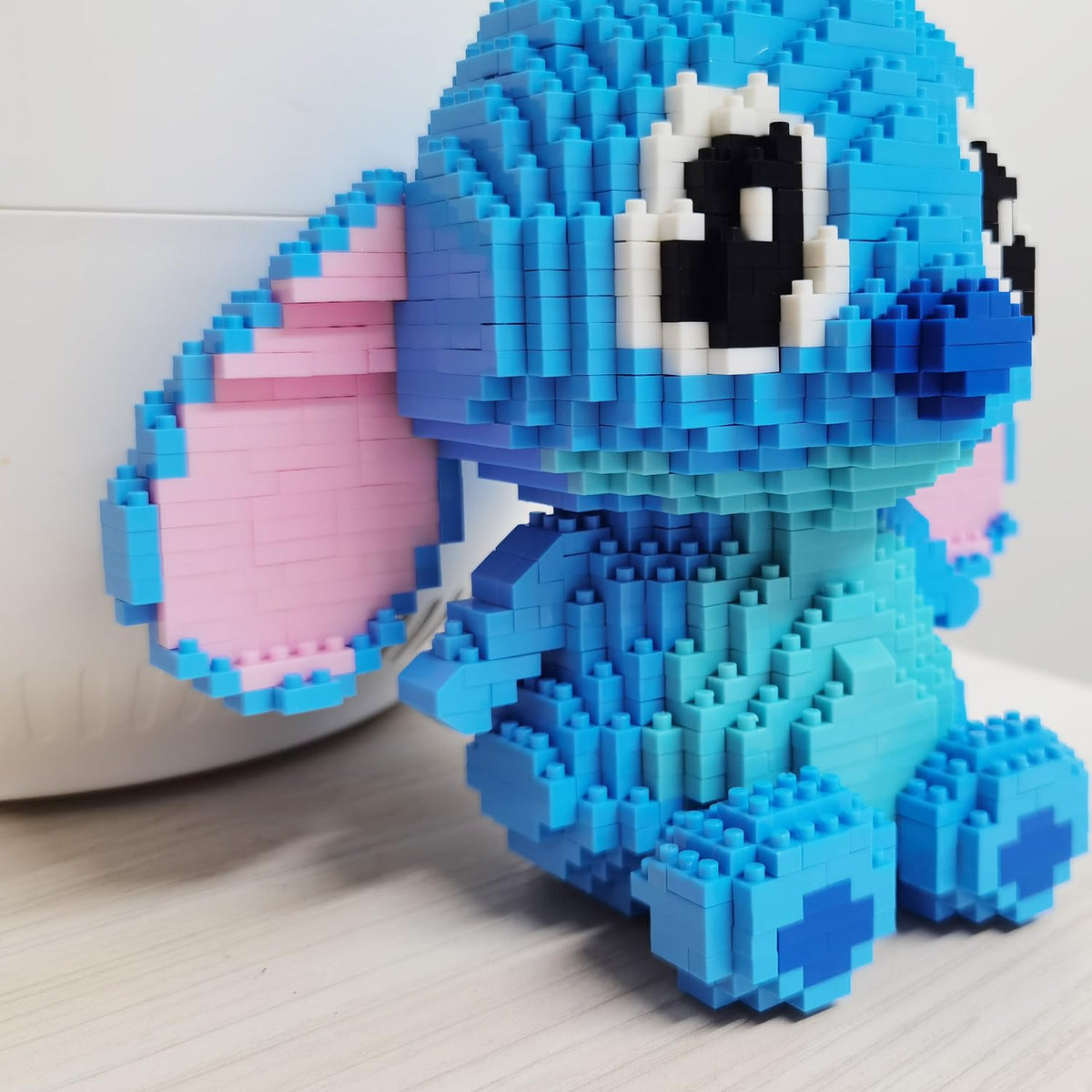 Color-coded pieces help kids and adults sort efficiently