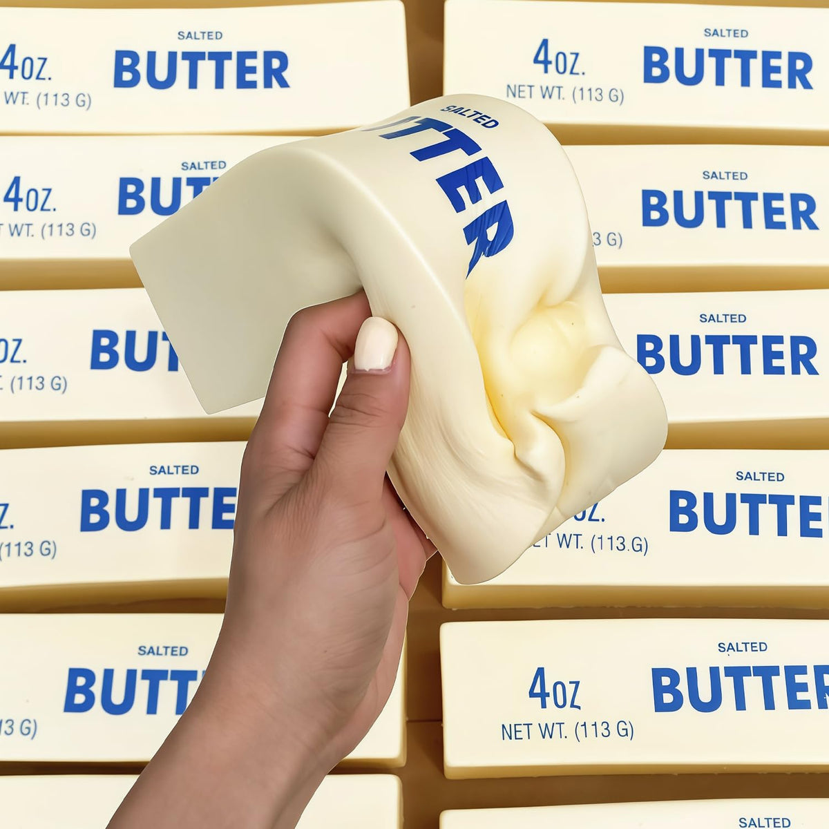SUISUILE desk companion butter squishy for relaxation at work or home.