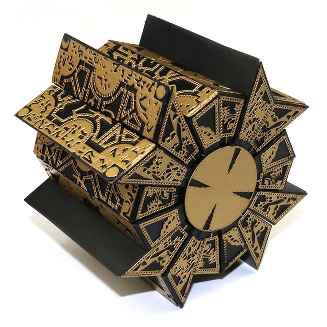 SUIZU 1:1 replica delivers movie-accurate details and immersive vibes