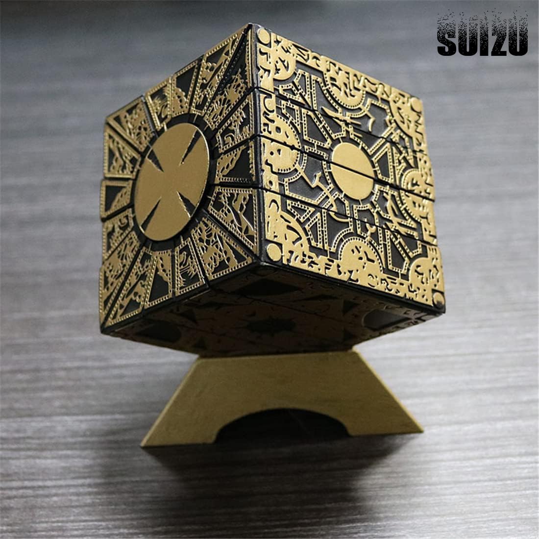 SUIZU Hellraiser puzzle box lock disc invites a tactile unlock challenge