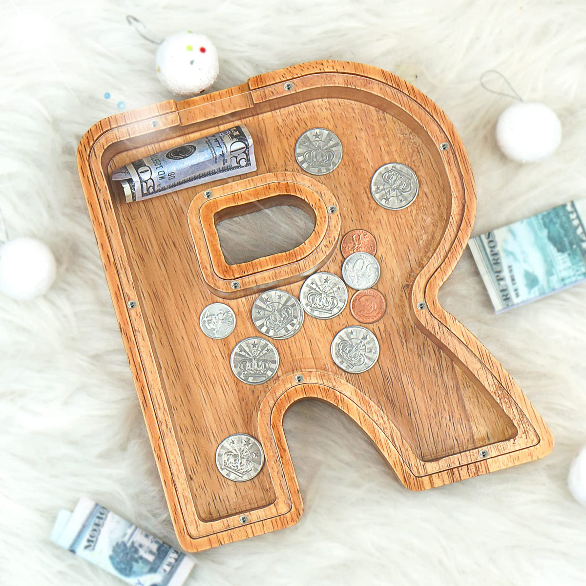 Sulevalt transparent cover lets kids monitor savings progress easily.